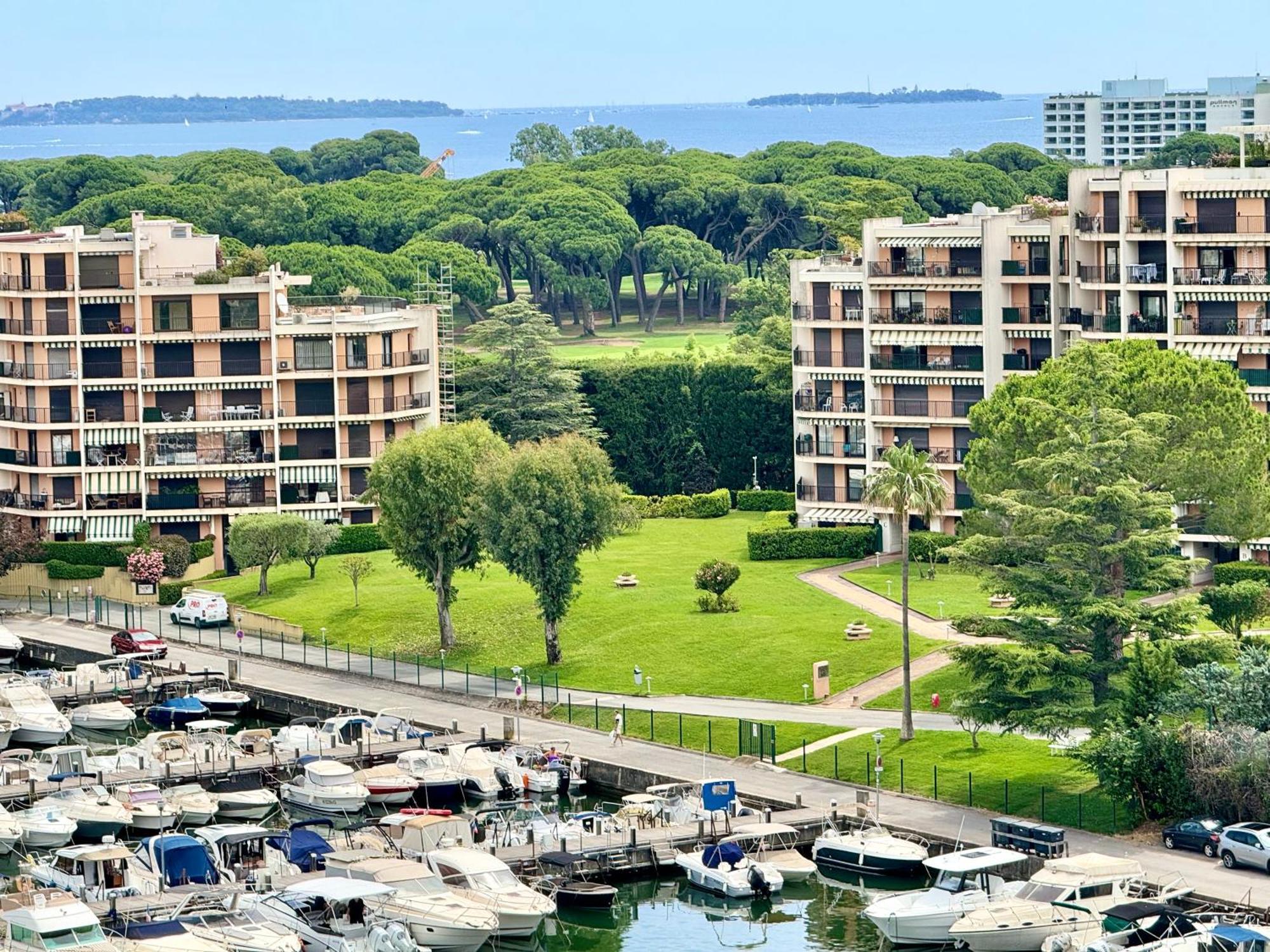 My Resid Appart Cannes Marina Vue Mer Мандельё-ла-Напуль Экстерьер фото